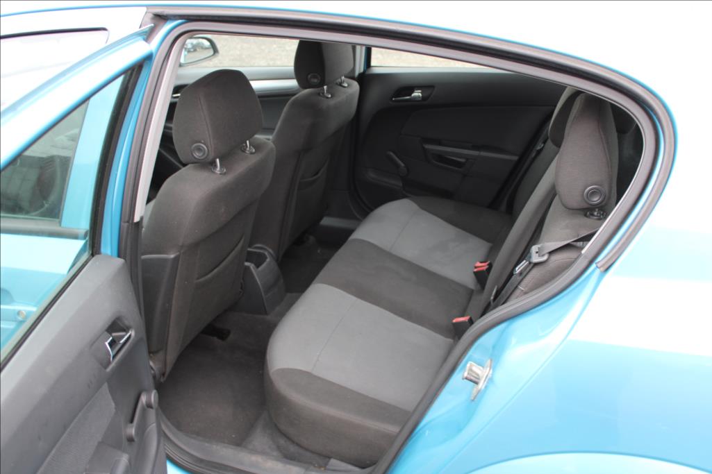 2005 – Opel Astra – 1,4 i  DIG.KLIMA, STK 4/2026