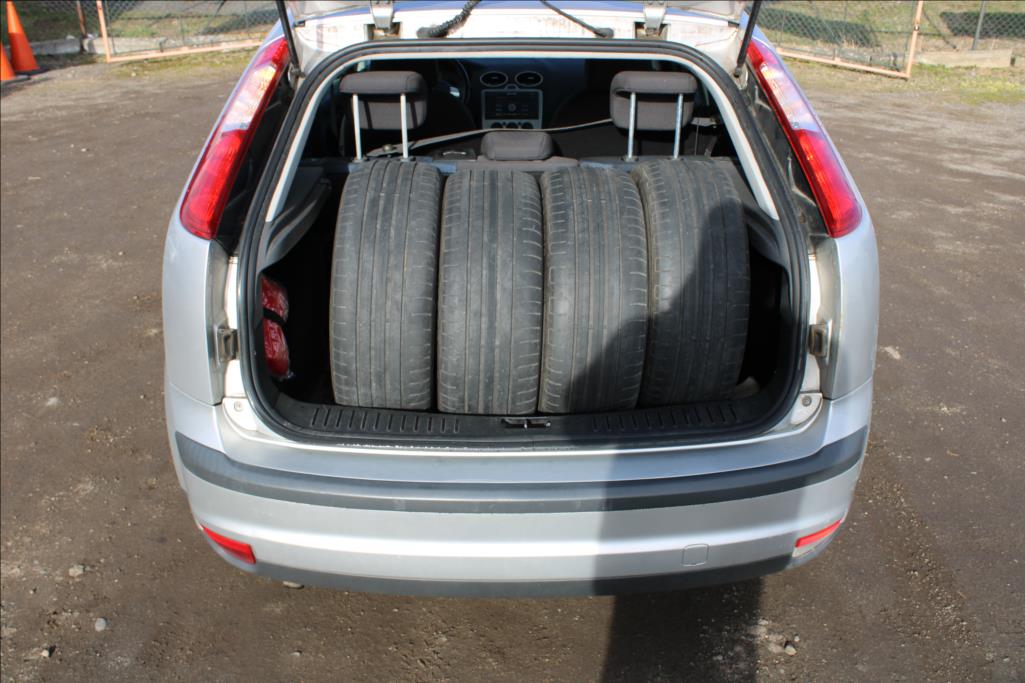 2005 – Ford Focus – 1,6 i  KLIMA, STK 9/2025