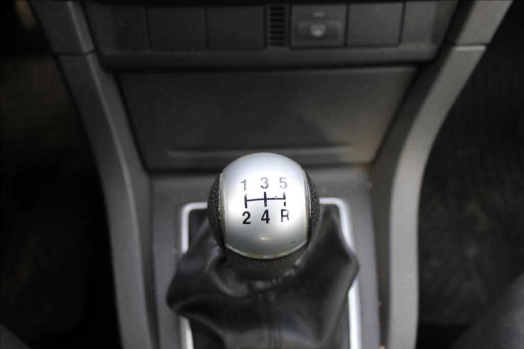 2005 – Ford Focus – 1,6 i  KLIMA, STK 9/2025