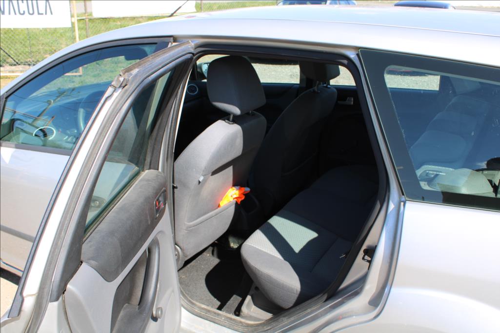 2005 – Ford Focus – 1,6 i  KLIMATIZACE, ČR