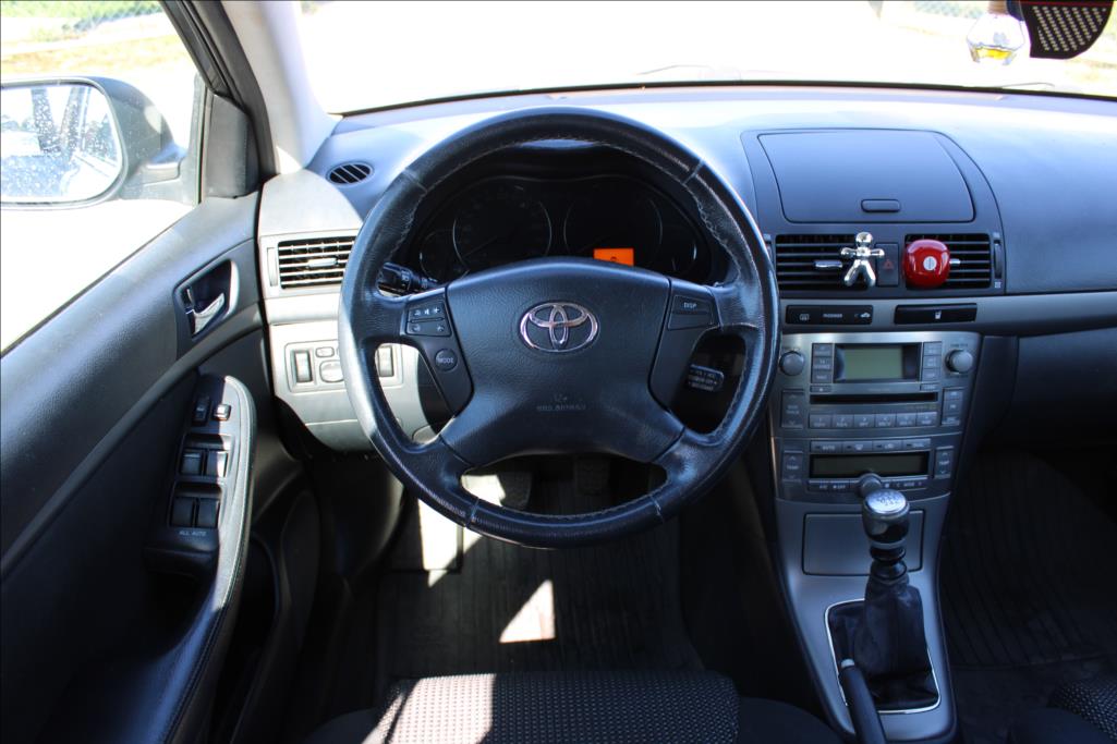 2006 – Toyota Avensis – 2,2 D4-D  DIG.KLIMA, STK 4/27