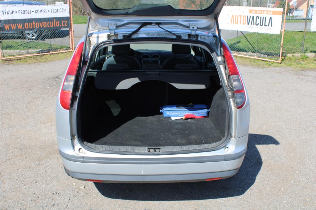 2005 – Ford Focus – 1,6 i  KLIMATIZACE, ČR