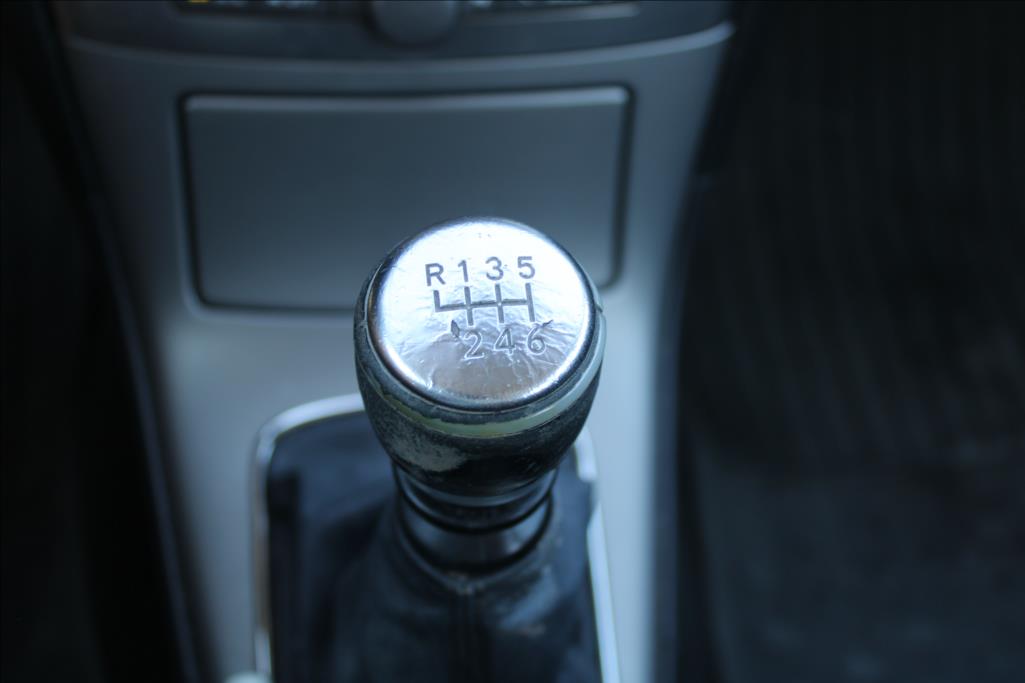 2006 – Toyota Avensis – 2,2 D4-D  DIG.KLIMA, STK 4/27