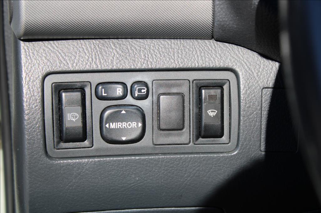 2006 – Toyota Avensis – 2,2 D4-D  DIG.KLIMA, STK 4/27