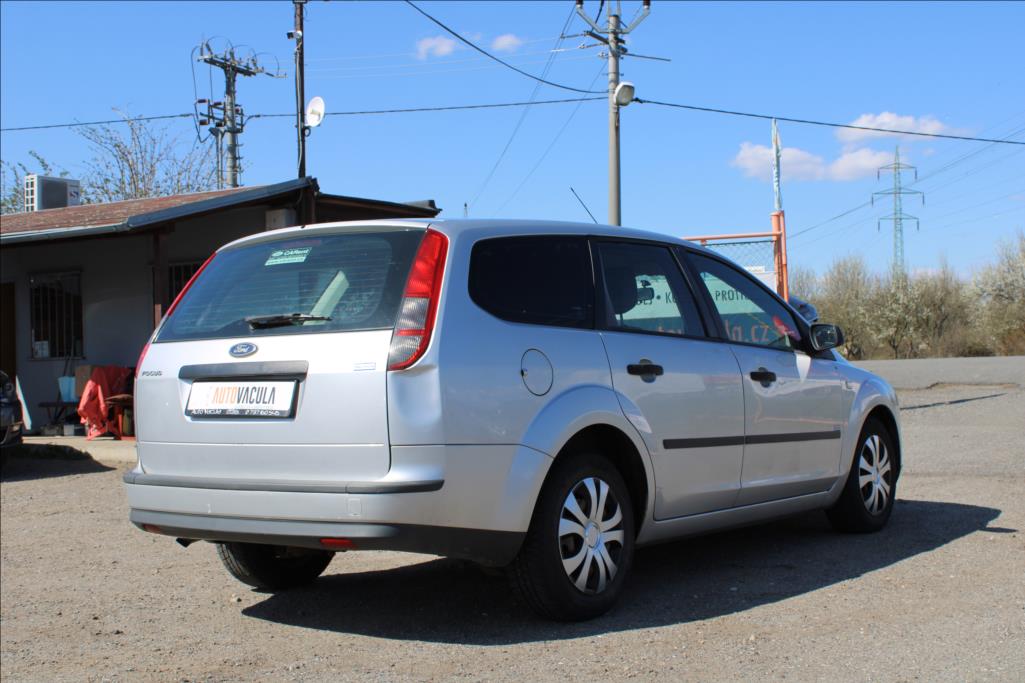2005 – Ford Focus – 1,6 i  KLIMATIZACE, ČR