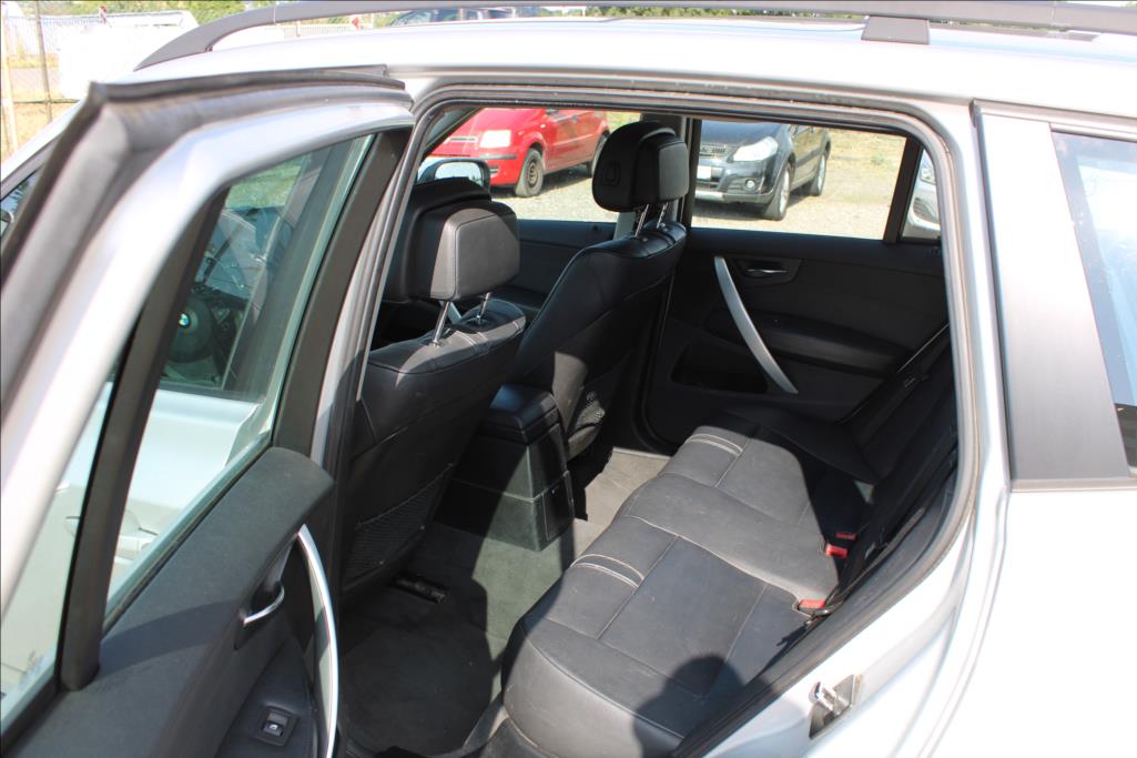 2010 – BMW X3 – 2,0 D  2.maj., ČR, 4 x 4