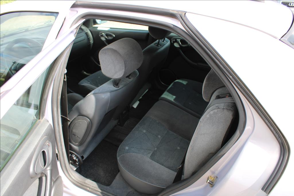 2002 – Citroën Xsara – 1,6 i  2.majitel, ČR, Klima