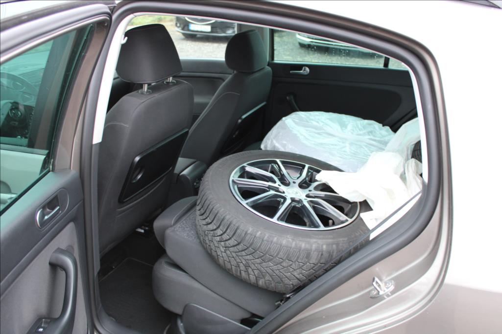 2010 – Volkswagen Golf Plus – 1,2 TSi  DIG.KLIMA, ROZVODY