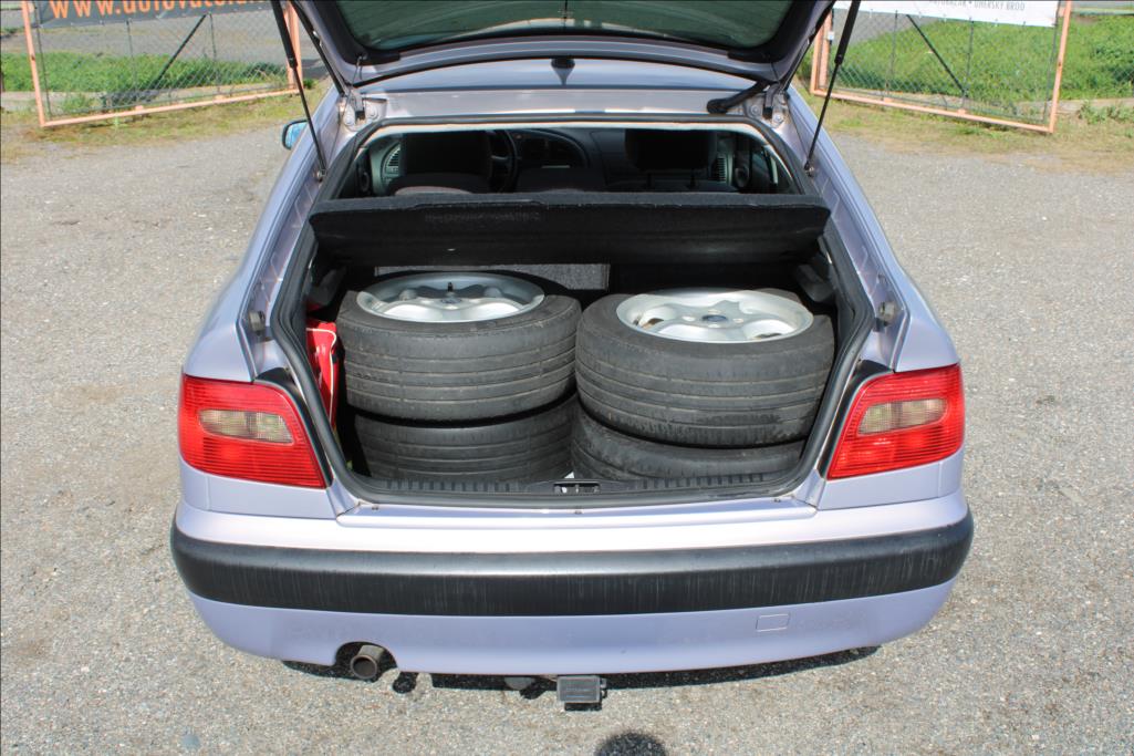 2002 – Citroën Xsara – 1,6 i  2.majitel, ČR, Klima