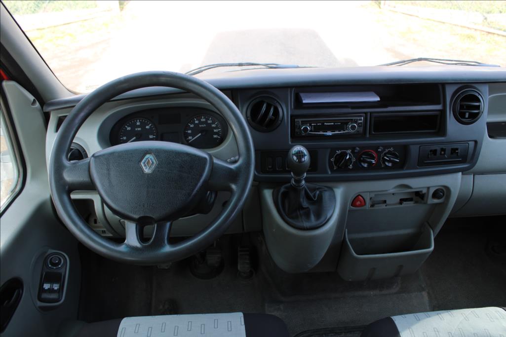 2008 – Renault Master – 2,5 dCi  L2/H2, 6 – MÍST, ČR