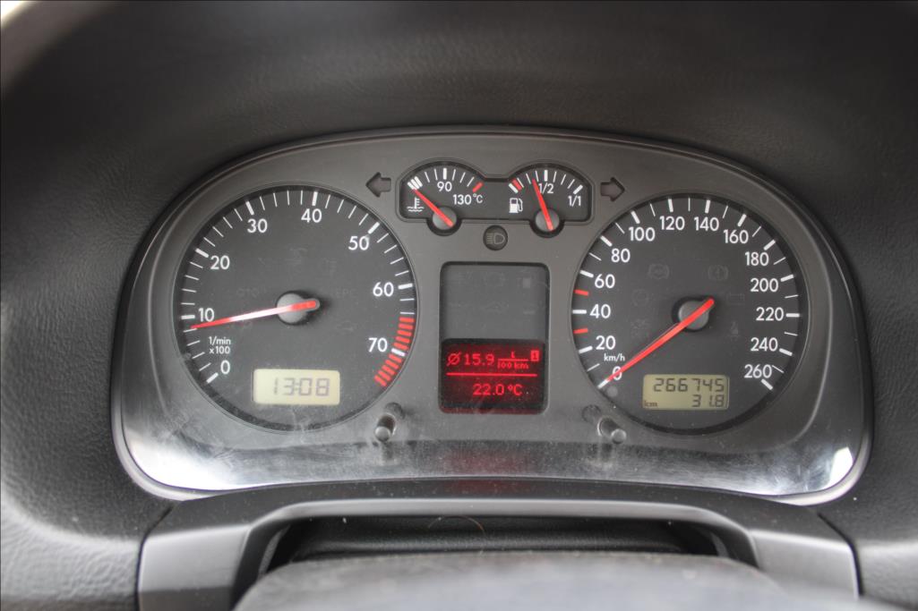 1999 – Volkswagen Golf – 1,6 i  STK 5/2026, Dig.Klima