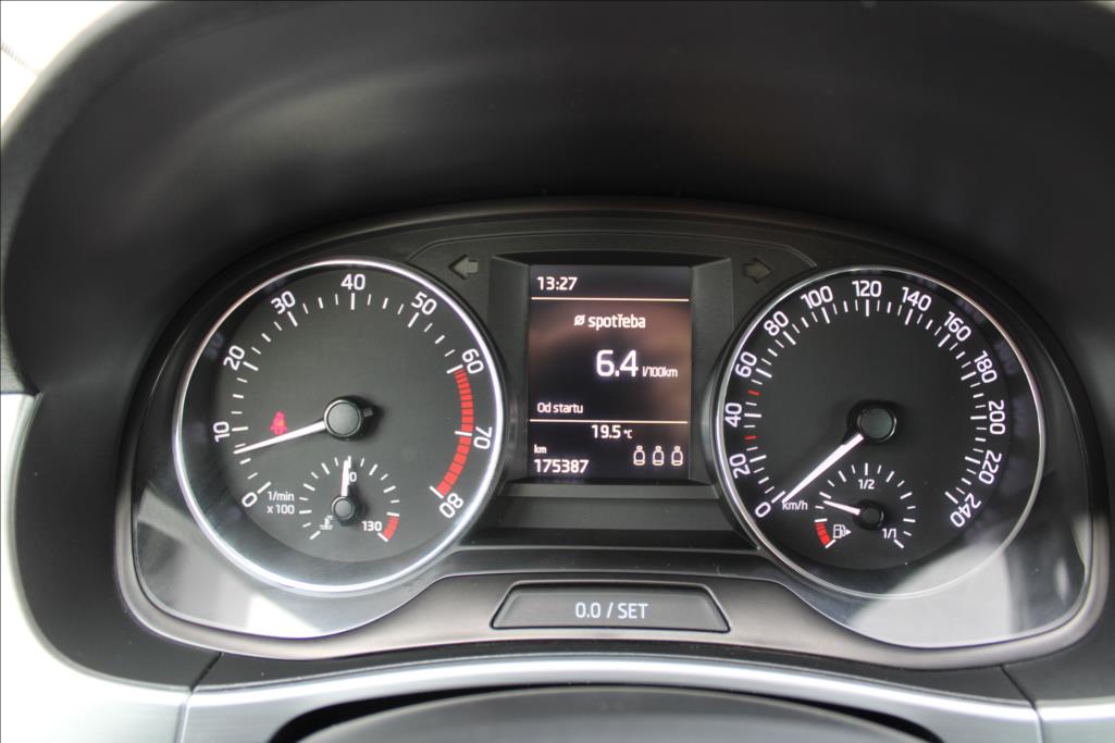 2017 – Škoda Fabia – 1,2 TSi  DIG.KLIMA, SERVISKA