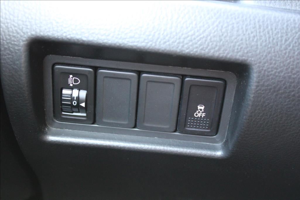 2014 – Suzuki Swift – 1,2 i  SERVISKA, 4 x 4, KLIMA