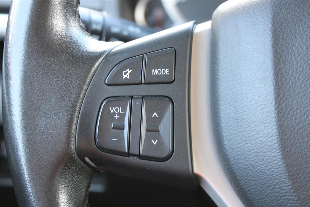 2014 – Suzuki Swift – 1,2 i  SERVISKA, 4 x 4, KLIMA