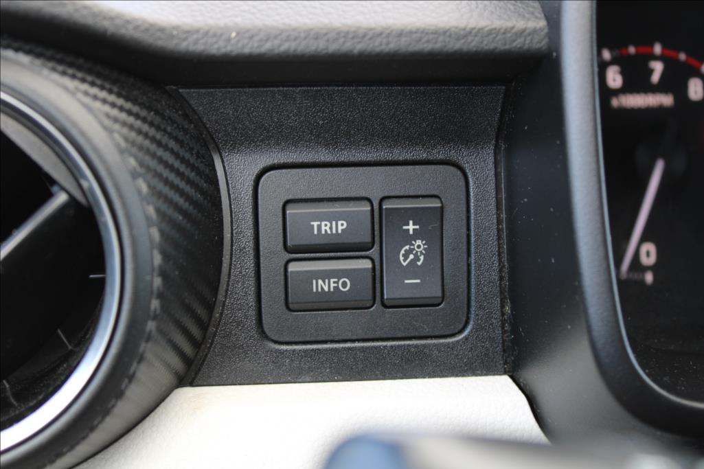 2018 – Suzuki Ignis – 1,2 i  4 x 4, SERVISKA