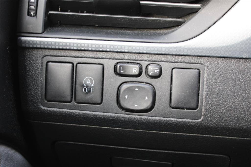 2018 – Toyota Avensis – 2,0 D  1.maj. ČR, serviska