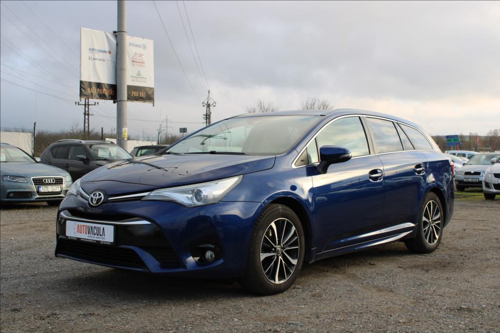 2018 – Toyota Avensis – 2,0 D  1.maj. ČR, serviska