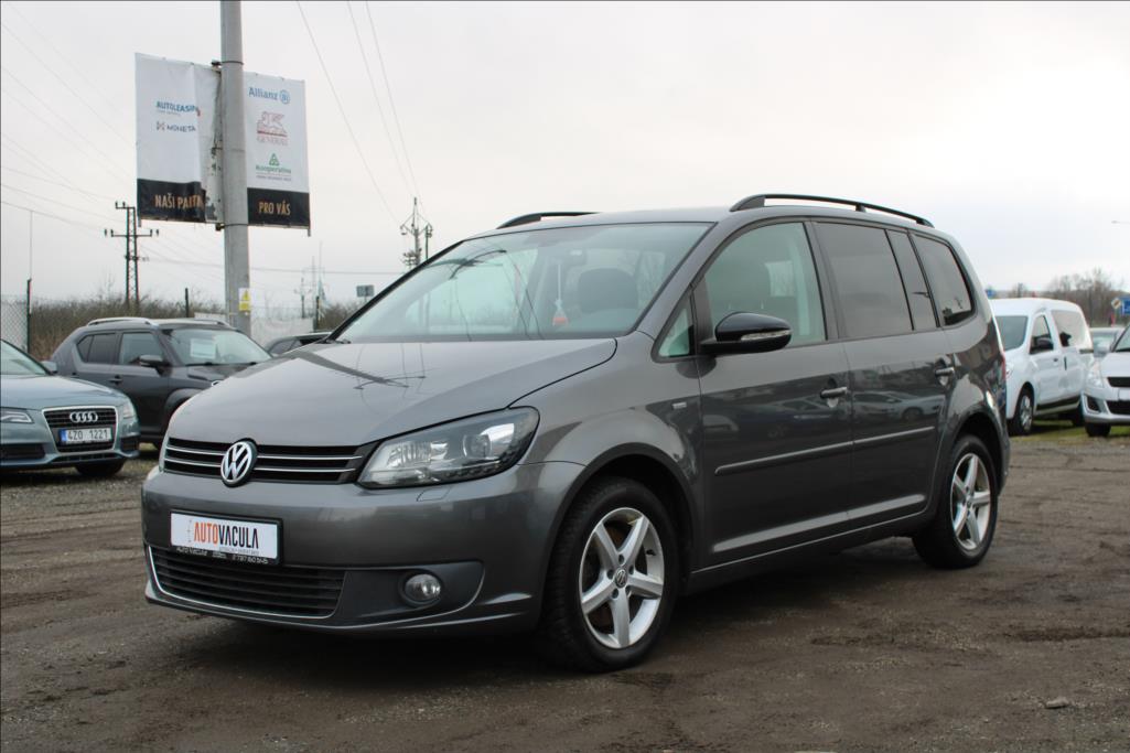 2012 – Volkswagen Touran – 1,4 TSi  NAVI, KAMERA,VÝHŘEVY