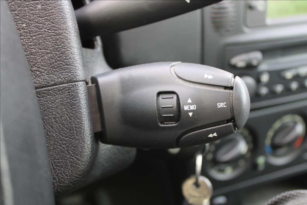 2002 – Citroën Xsara – 1,6 i  2.majitel, ČR, Klima