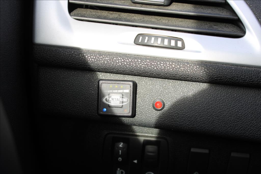 2014 – Renault Mégane – 1,6 i + LPG  1.maj.,serviska