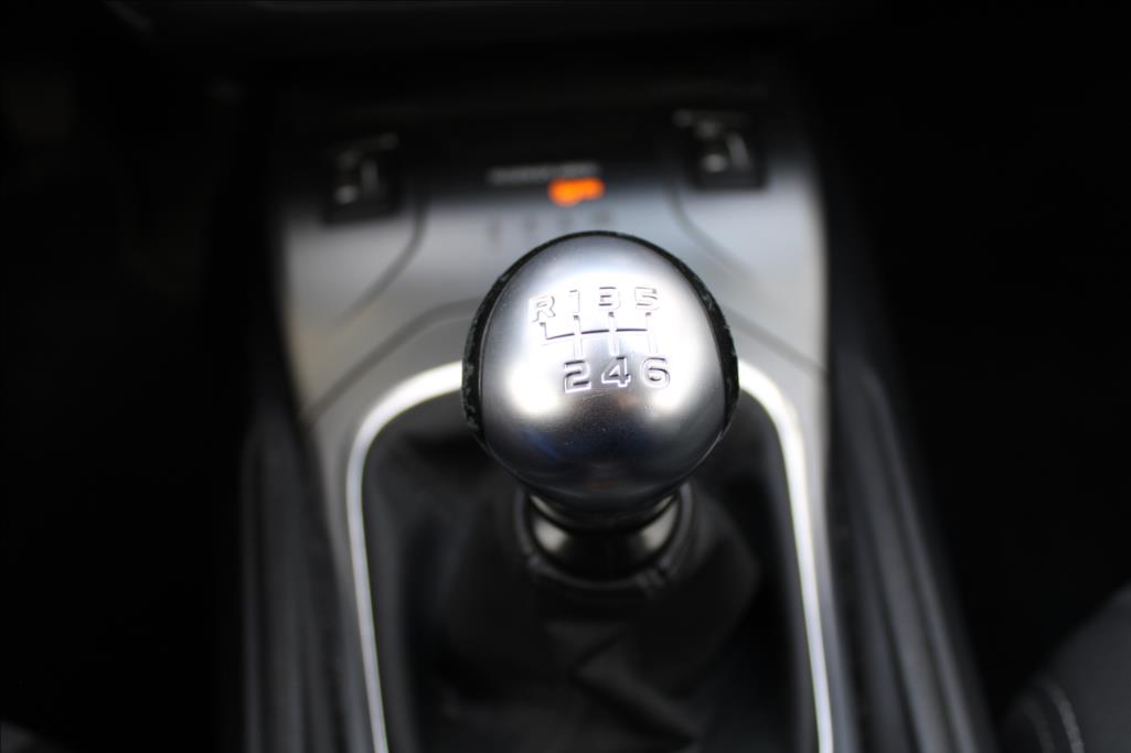 2018 – Toyota Avensis – 2,0 D  1.maj. ČR, serviska