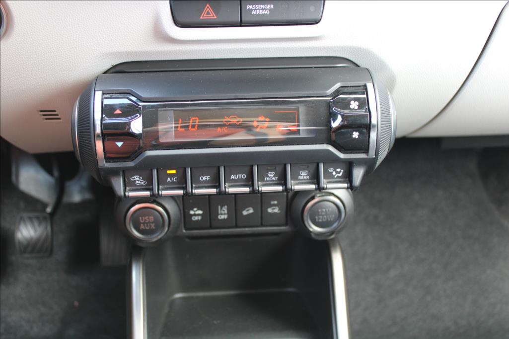 2018 – Suzuki Ignis – 1,2 i  4 x 4, SERVISKA