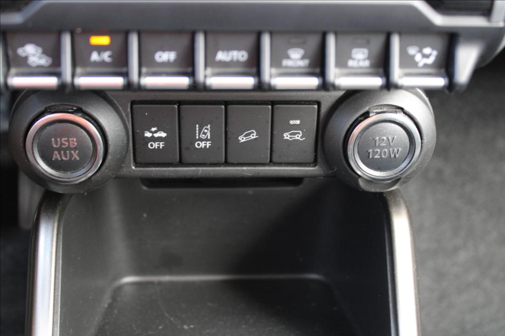 2018 – Suzuki Ignis – 1,2 i  4 x 4, SERVISKA