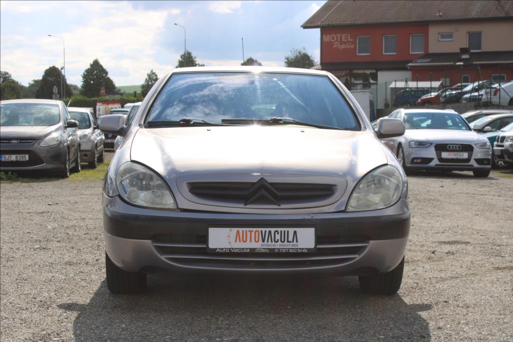 2002 – Citroën Xsara – 1,6 i  2.majitel, ČR, Klima
