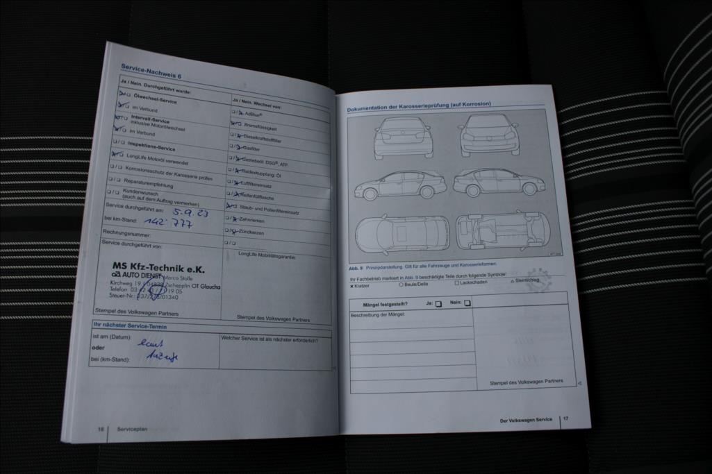 2012 – Volkswagen Touran – 1,4 TSi  NAVI, KAMERA,VÝHŘEVY