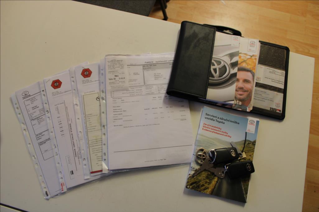 2018 – Toyota Avensis – 2,0 D  1.maj. ČR, serviska