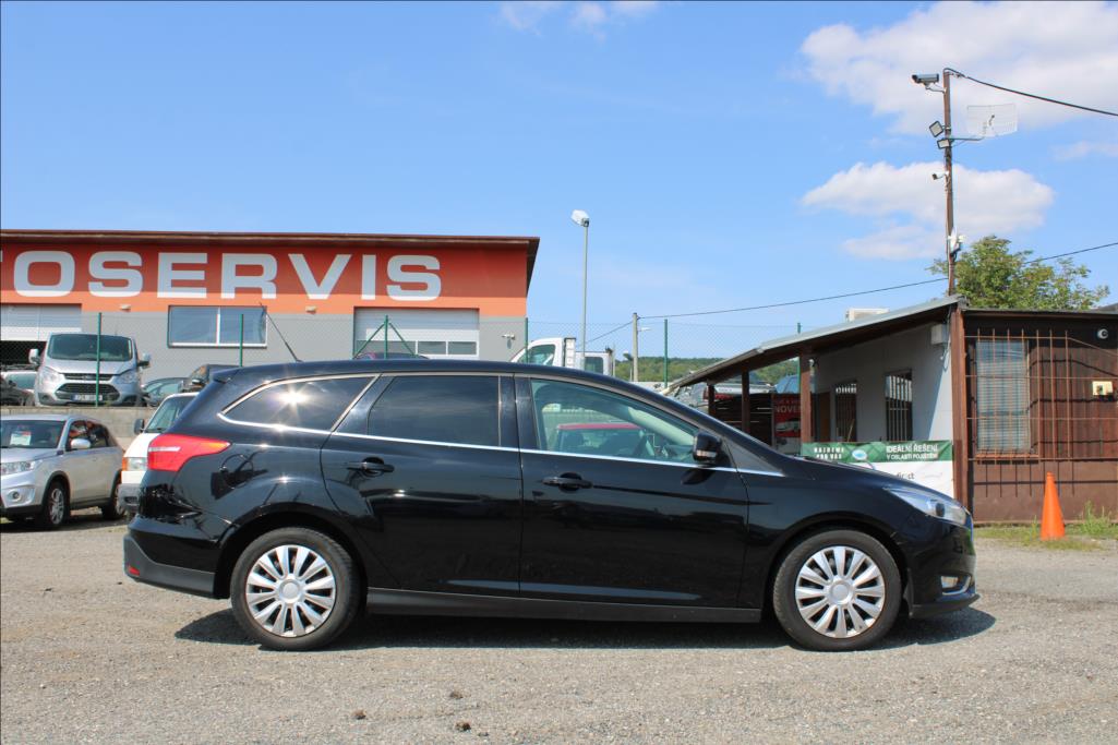 2017 – Ford Focus – 2,0 TDCi  SERVISKA, DIG.KLIMA,