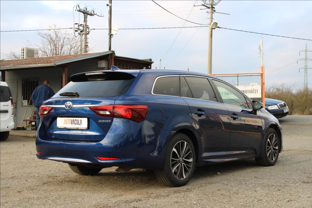 2018 – Toyota Avensis – 2,0 D  1.maj. ČR, serviska