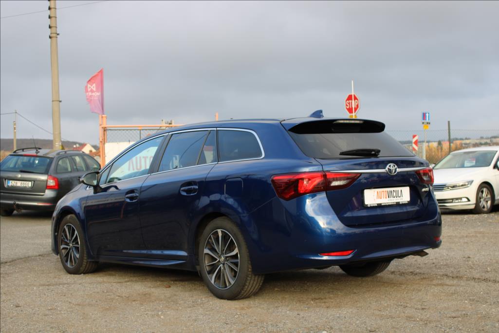 2018 – Toyota Avensis – 2,0 D  1.maj. ČR, serviska