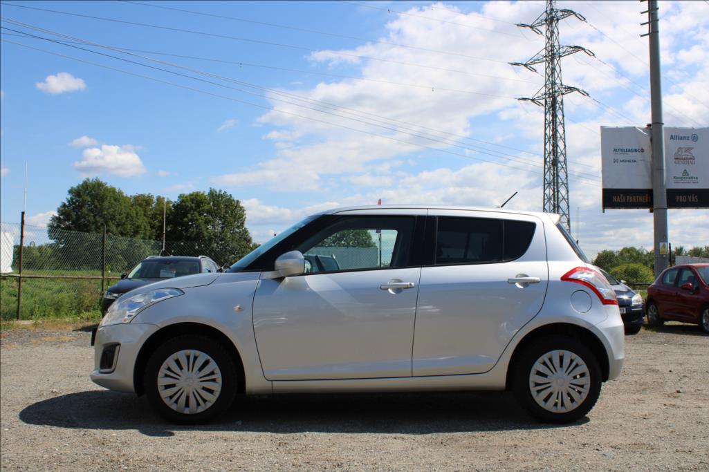 2014 – Suzuki Swift – 1,2 i  SERVISKA, 4 x 4, KLIMA