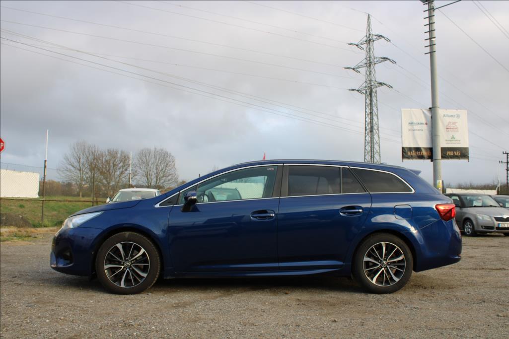 2018 – Toyota Avensis – 2,0 D  1.maj. ČR, serviska