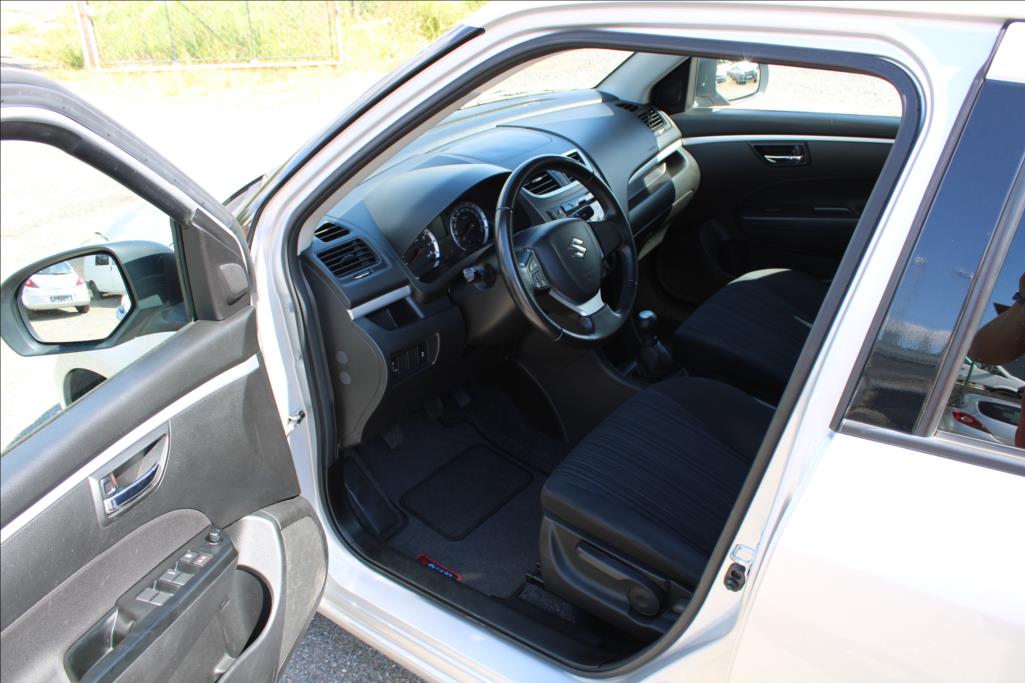 2014 – Suzuki Swift – 1,2 i  SERVISKA, 4 x 4, KLIMA