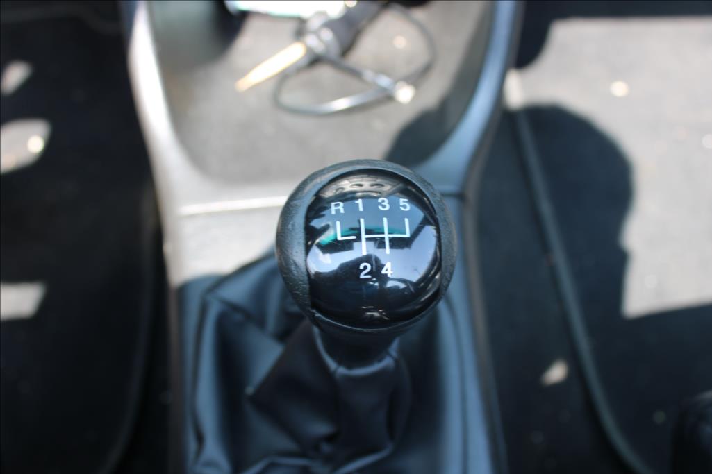 1996 – Volkswagen Golf – 1,9 TDi  STK 8/2027, SERVIS