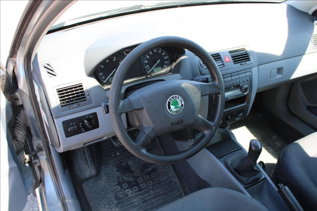 2001 – Škoda Fabia – 1,4 i  STK 10/2027