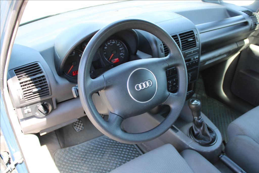 2000 – Audi A2 – 1,4 i  SERVISKA, KLIMA