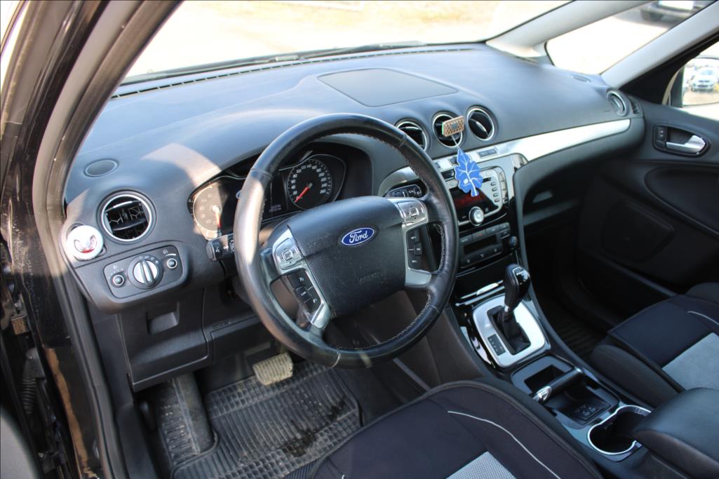 2012 – Ford S-MAX – 2,0 TDCi  SERVISKA, AUTOMAT