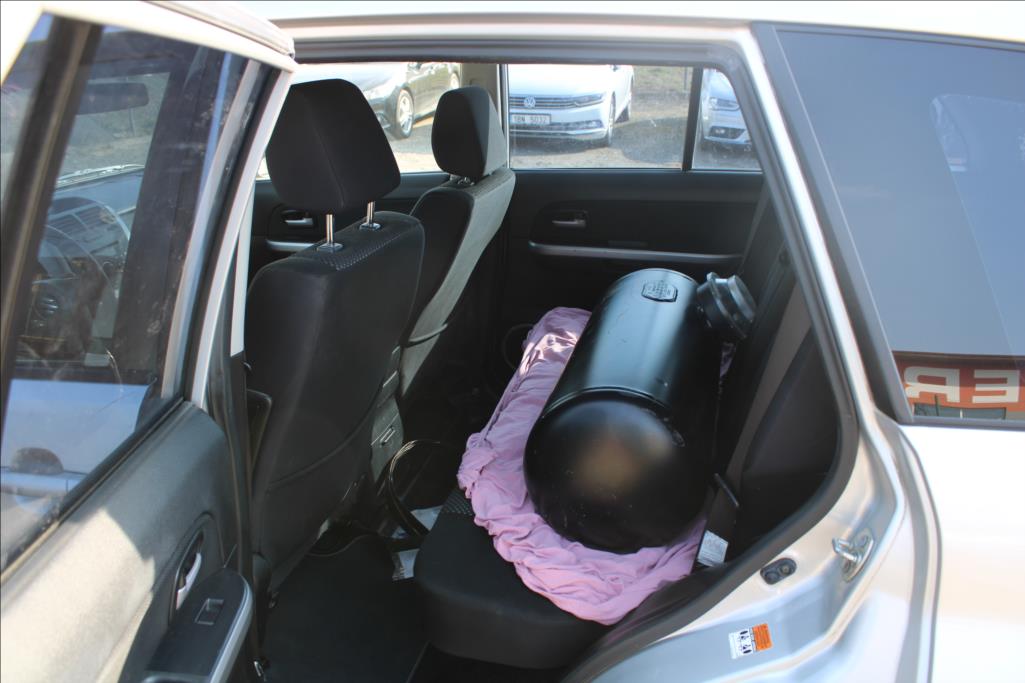 2006 – Suzuki Grand Vitara – 2,0 i + LPG  LPG,4 x 4,TAŽNÉ