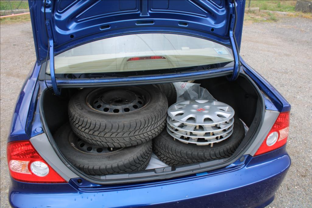 2004 – Honda Civic – 1,7 VTEC  AUTOMAT, BEZ KOROZE