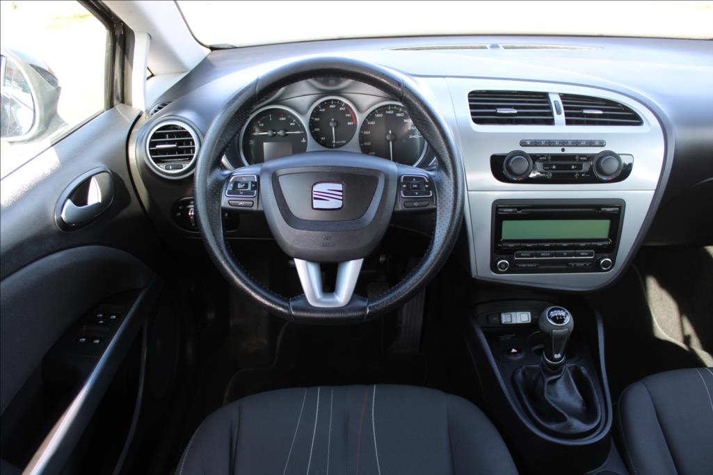 2011 – Seat Leon – 1,2 TSi  KLIMA, ROZVODY