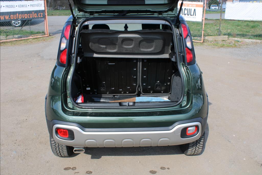 2017 – Fiat Panda – 1,3 D  CROSS, VELKÝ SERVIS