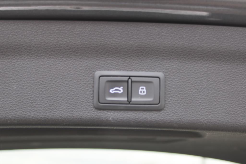 2019 – Audi A6 – 3,0 50TDi  S-LINE, TOP, DPH