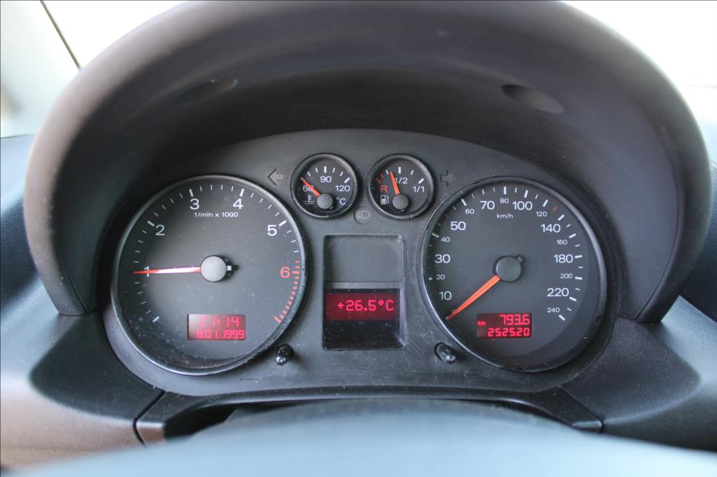 2000 – Audi A2 – 1,4 i  SERVISKA, KLIMA