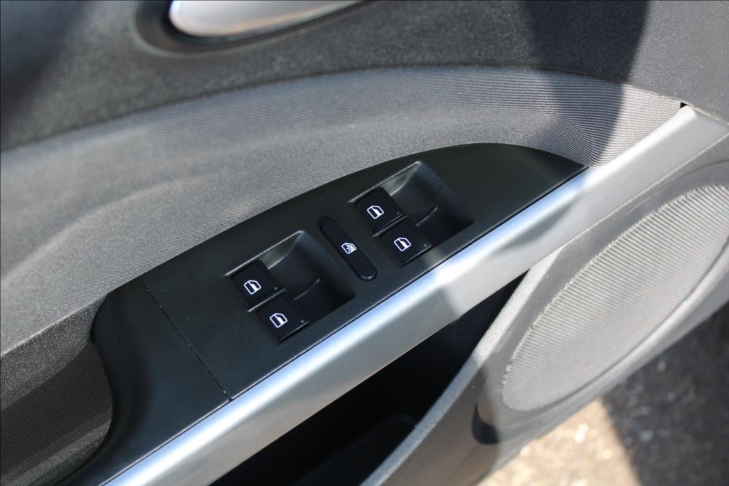 2011 – Seat Leon – 1,2 TSi  KLIMA, ROZVODY
