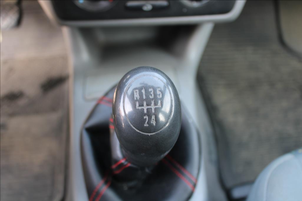 2001 – Škoda Octavia – 1,6 i  STK 8/2026