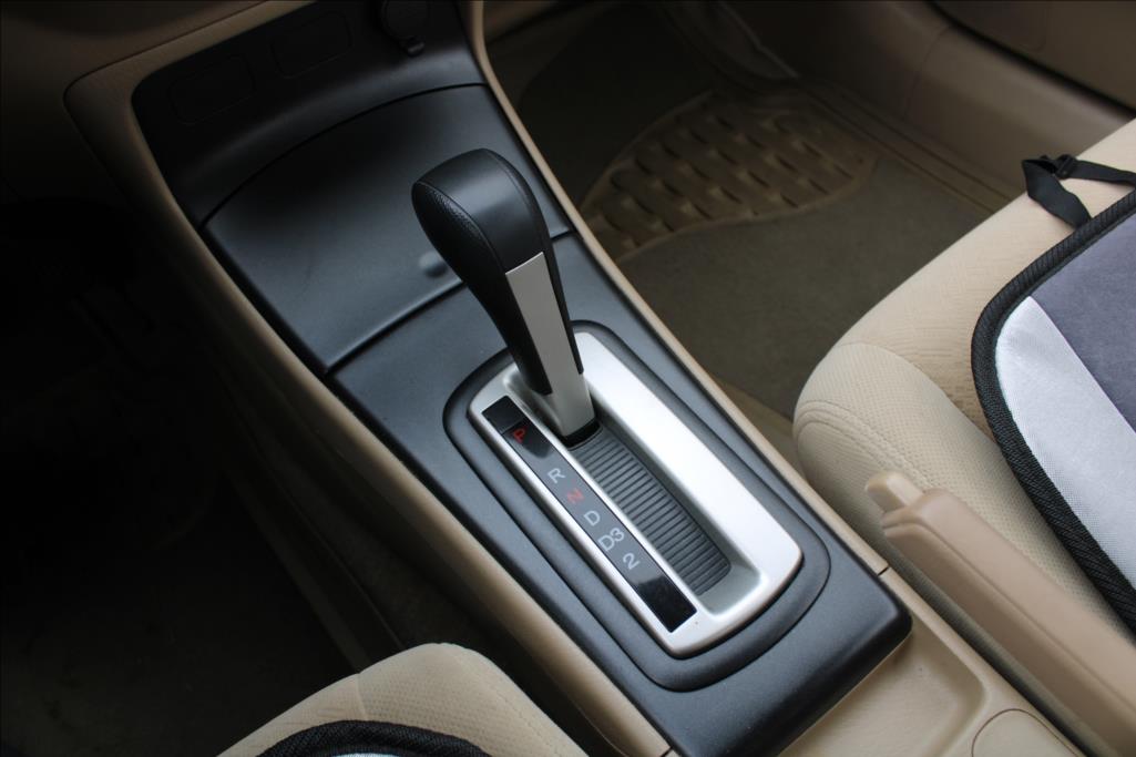 2004 – Honda Civic – 1,7 VTEC  AUTOMAT, BEZ KOROZE