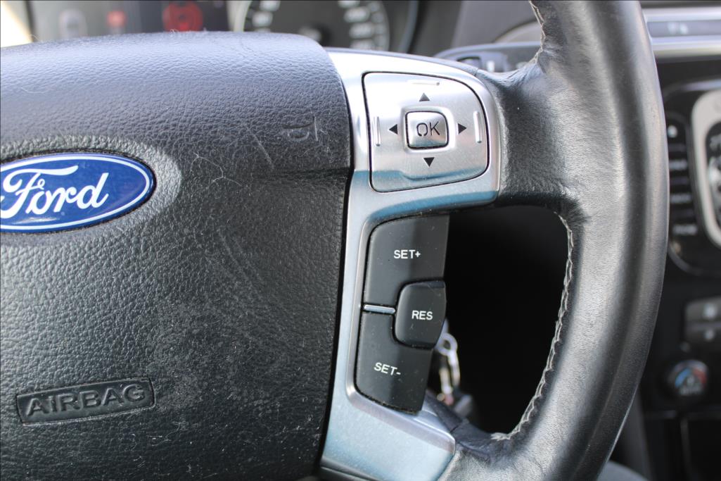 2012 – Ford S-MAX – 2,0 TDCi  SERVISKA, AUTOMAT